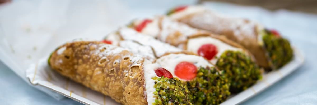 cannolo siciliano